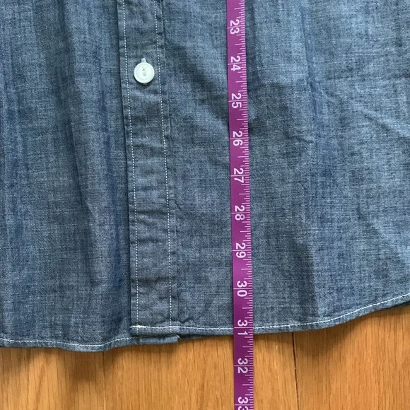 JCrew indigo chambray work shirt - Picture 4 of 7